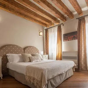 corte-contarina-san-marco-apartment-rr.hotelinveneto.com/