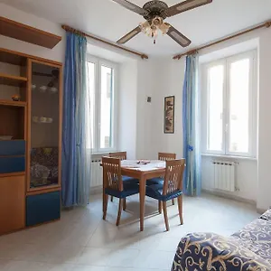 casa-beverini.hotelitalianriviera.com/